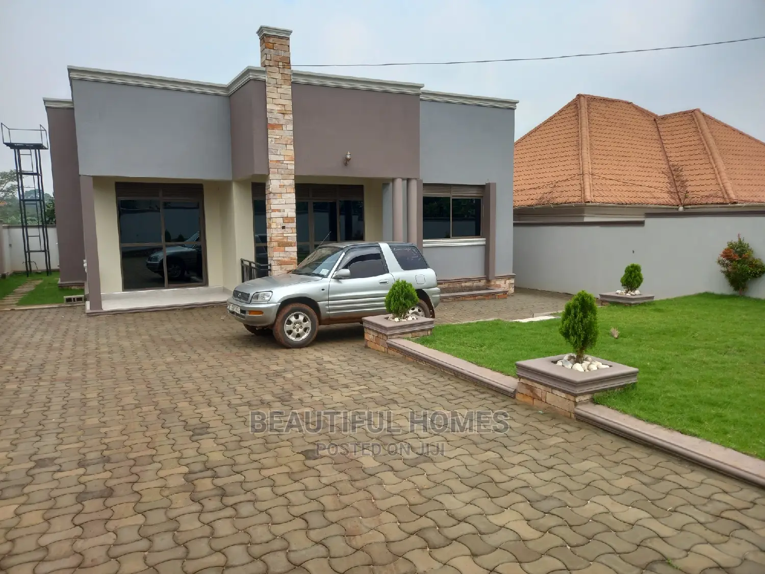 Furnished 4bdrm House in Kira for Sale in Kira