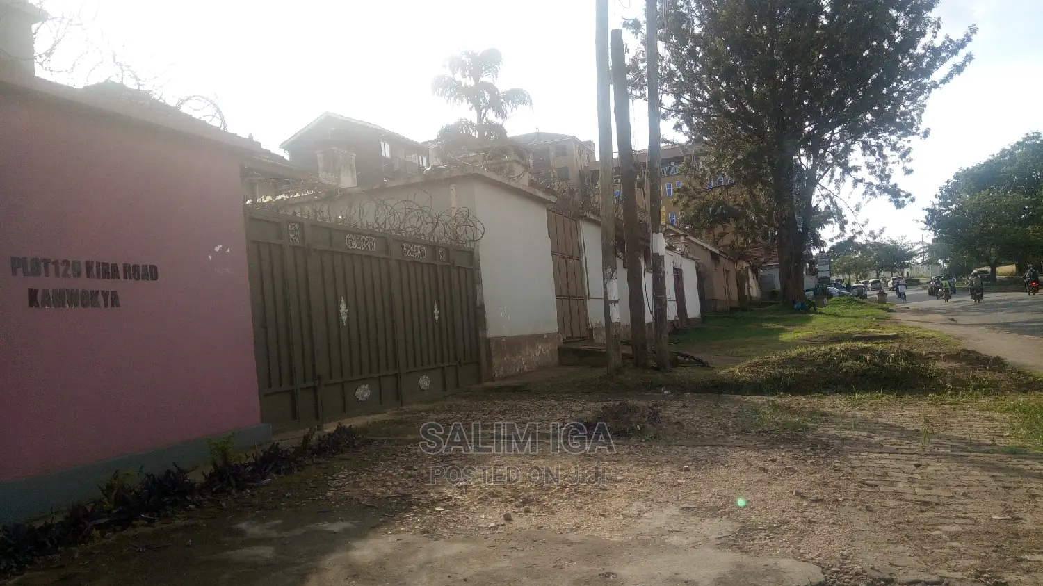 4bdrm Chalet in Kololo Property, Central Division for Rent in Central Division