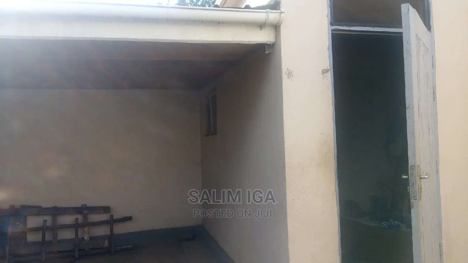 4bdrm Chalet in Kololo Property, Central Division for Rent in Central Division