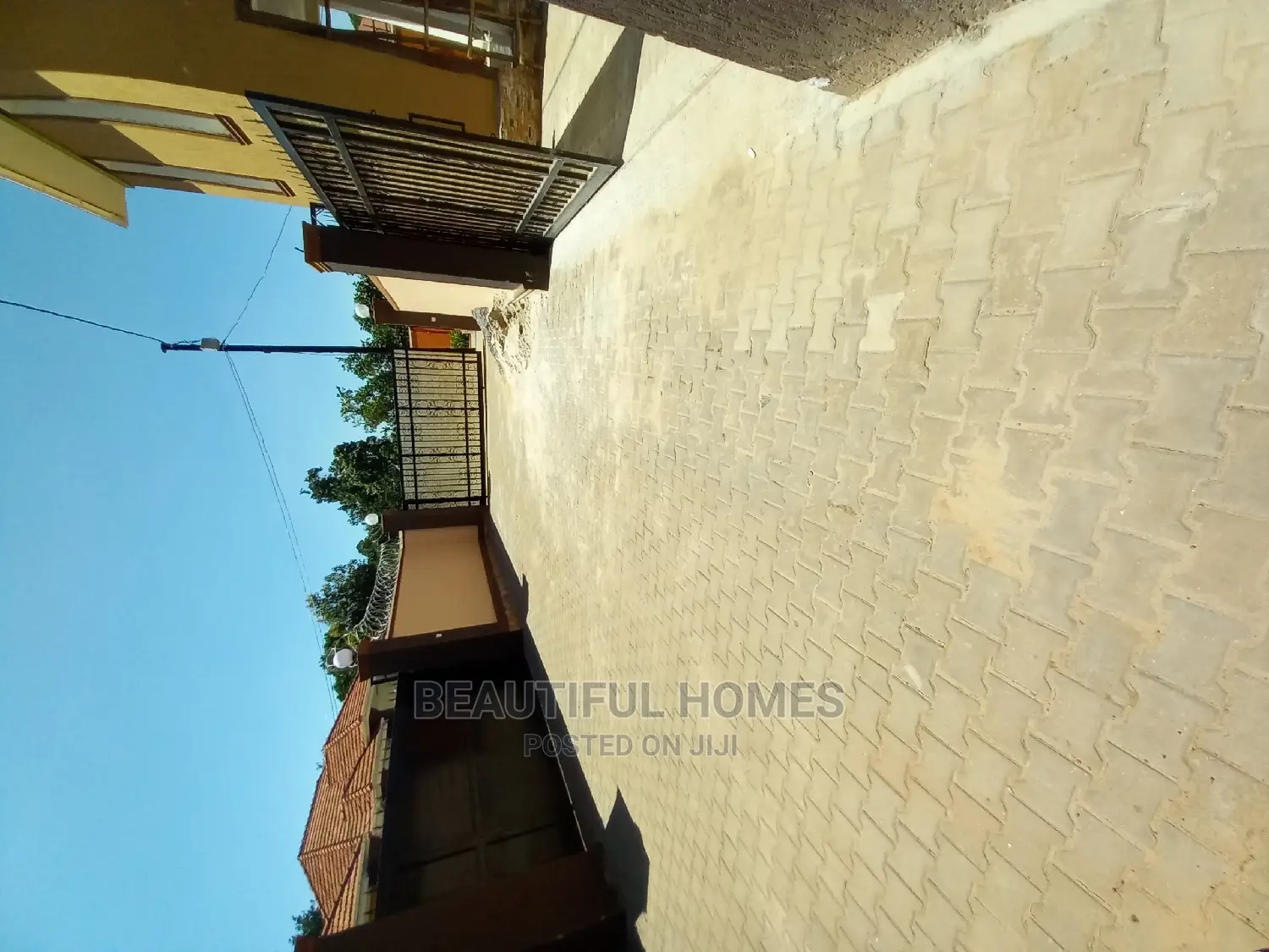 Furnished 4bdrm Duplex in Kisaasi, Central Division for Sale in Central Division