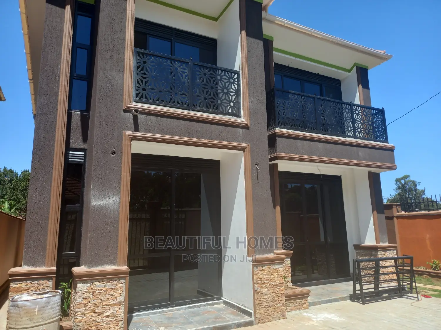 Furnished 4bdrm Duplex in Kisaasi, Central Division for Sale in Central Division