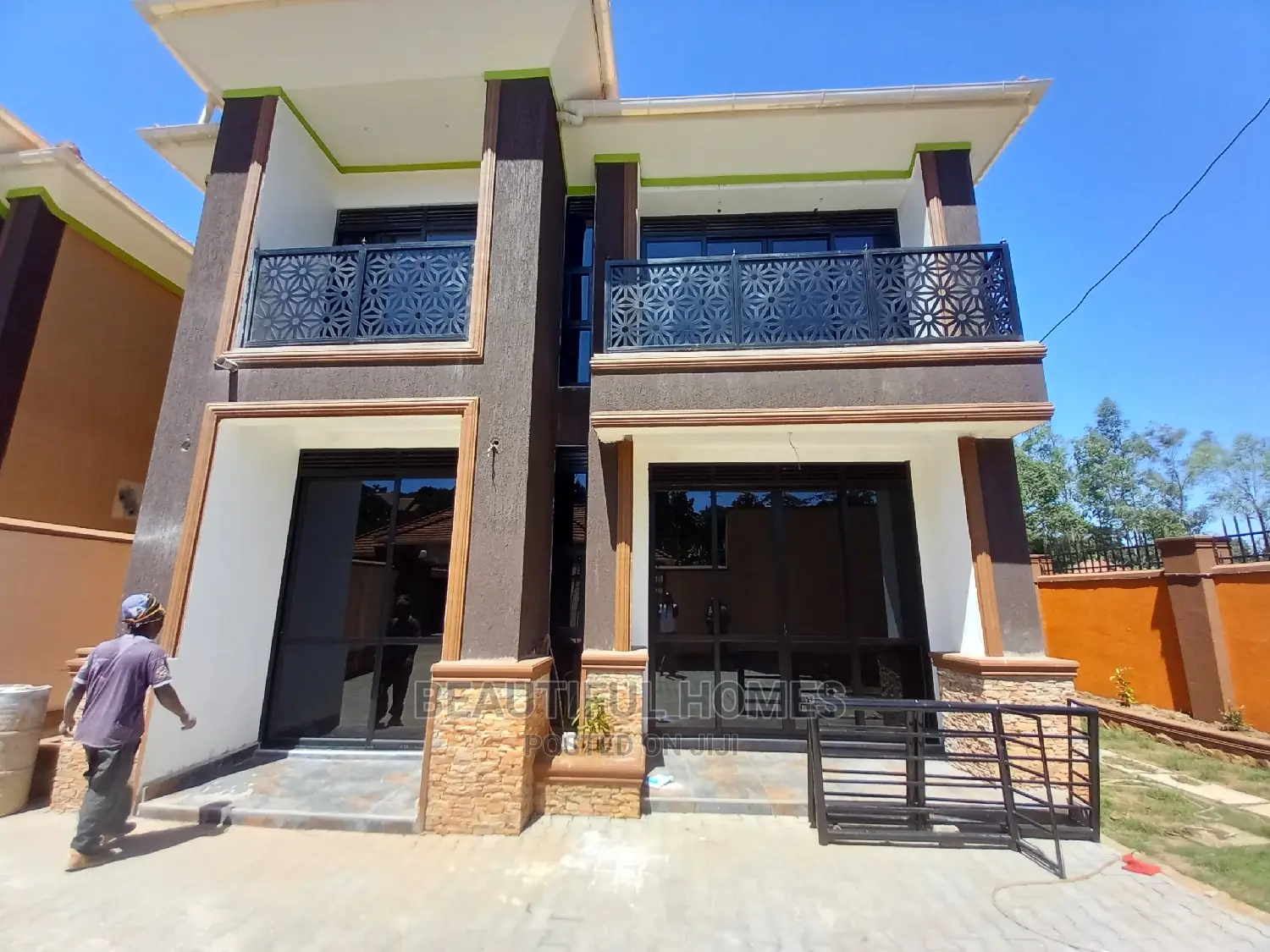 Furnished 4bdrm Maisonette in Kisaasi First Class, Central Division in Central Division