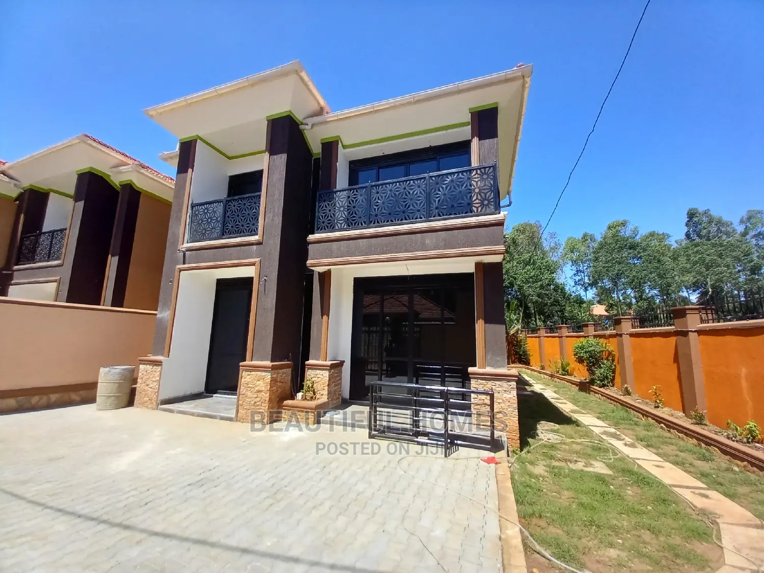 Furnished 5bdrm Duplex in Kisaasi Corporate, Central Division for Sale in Central Division