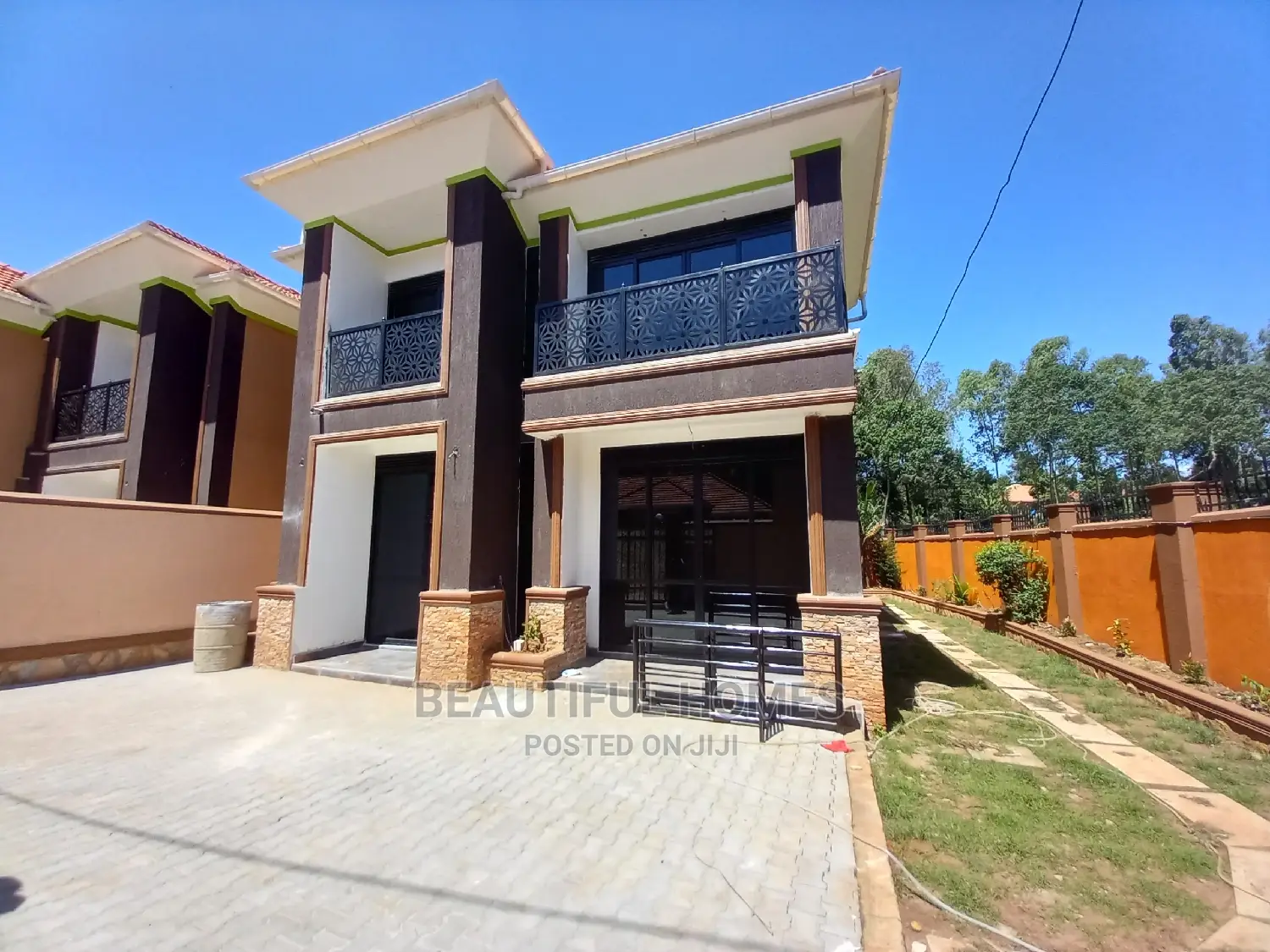 Furnished 5bdrm Duplex in Kisaasi Corporate, Central Division for Sale in Central Division