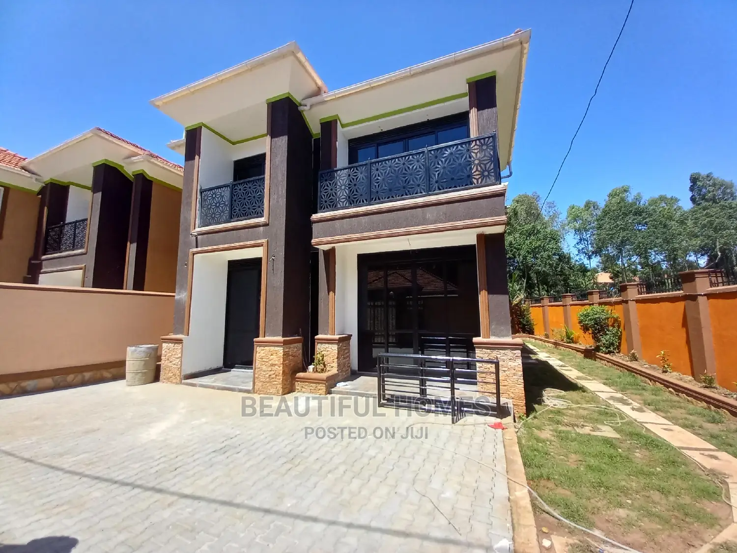 Furnished 5bdrm Duplex in Kisaasi Corporate, Central Division for Sale in Central Division