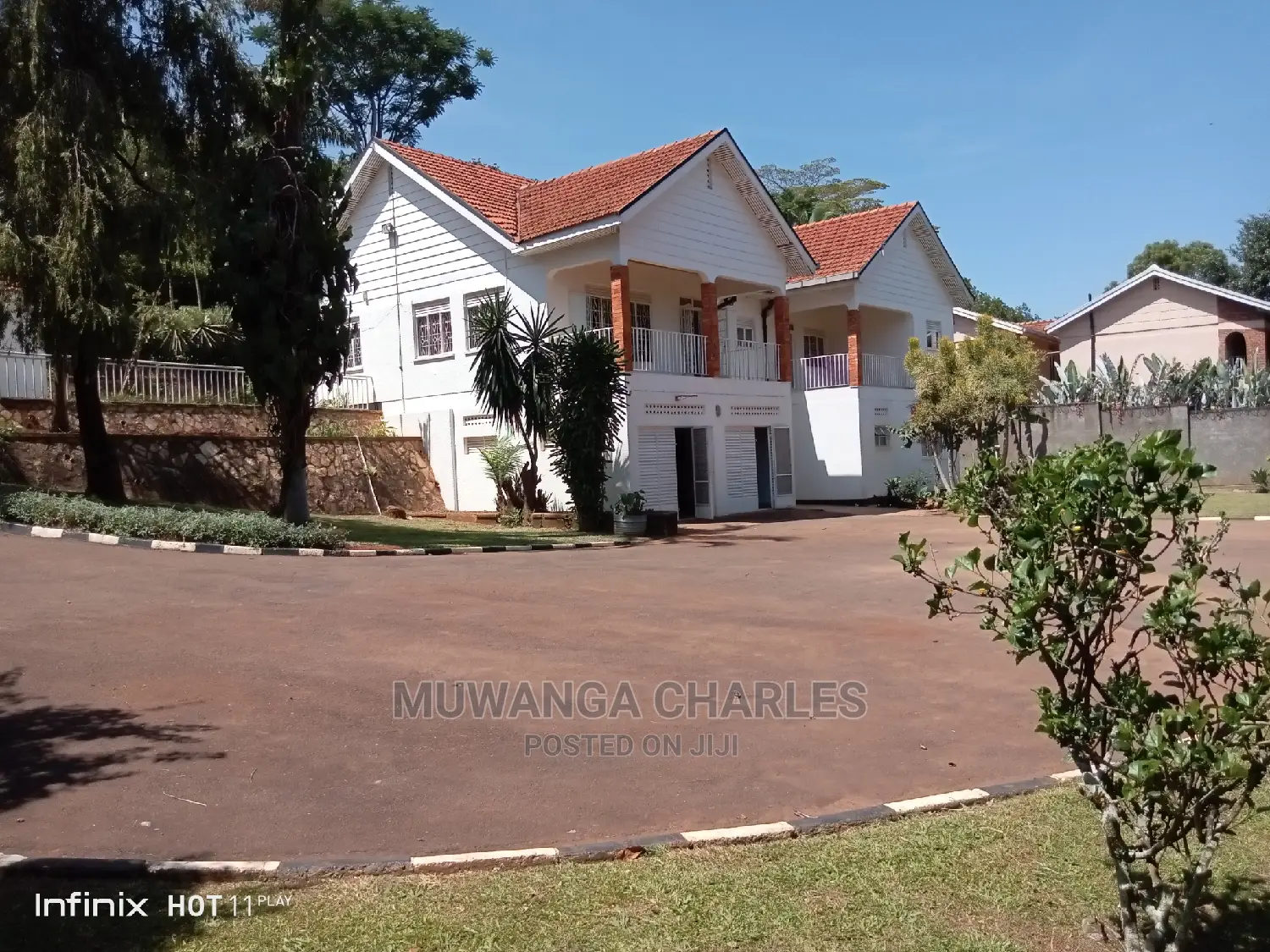 6bdrm Duplex in Fs Properties Ltd, Division a for Sale in Division A