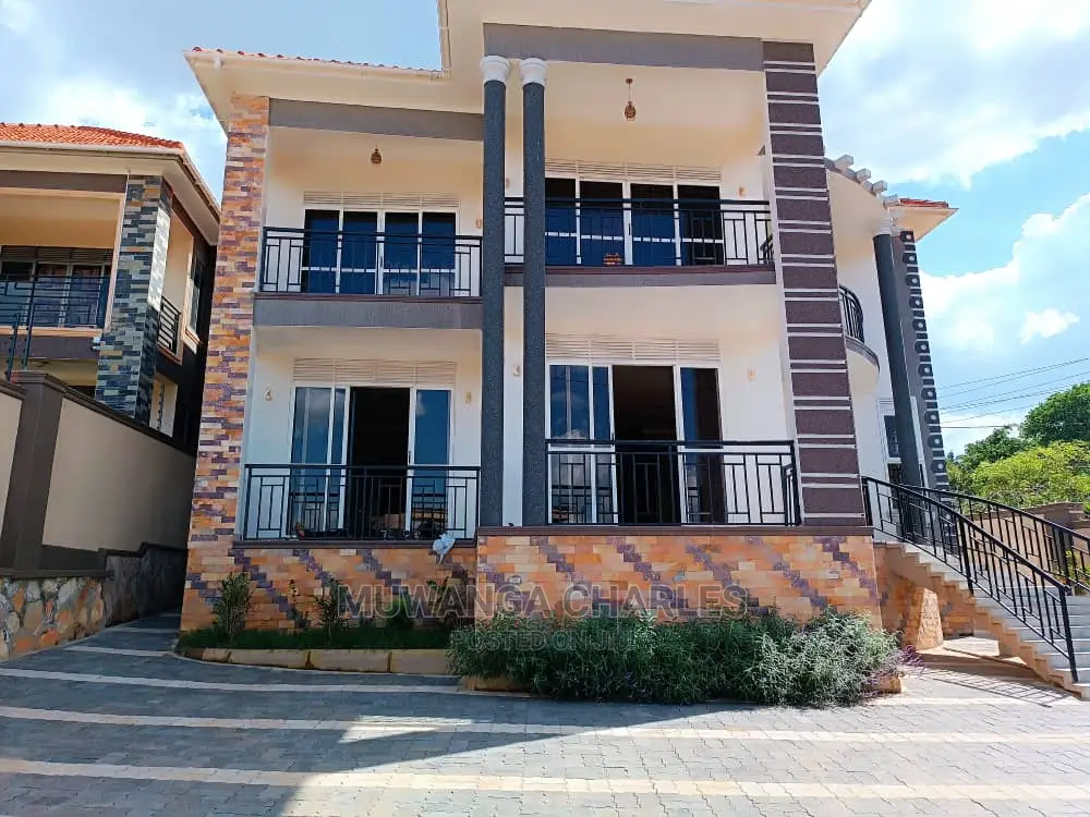 5bdrm Duplex in Fs Properties Ltd, Central Division for Sale in Central Division