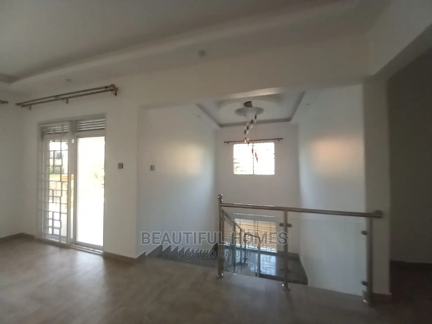 Furnished 6bdrm Mansion in Kira Posh for Sale in Kira