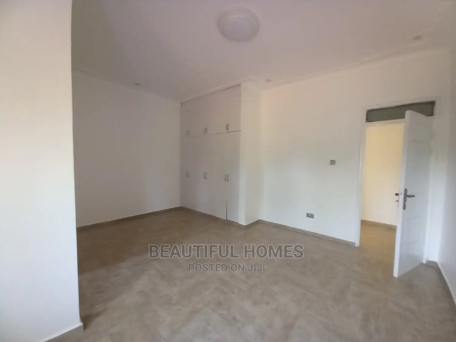 Furnished 6bdrm House in Kira for Sale in Kira
