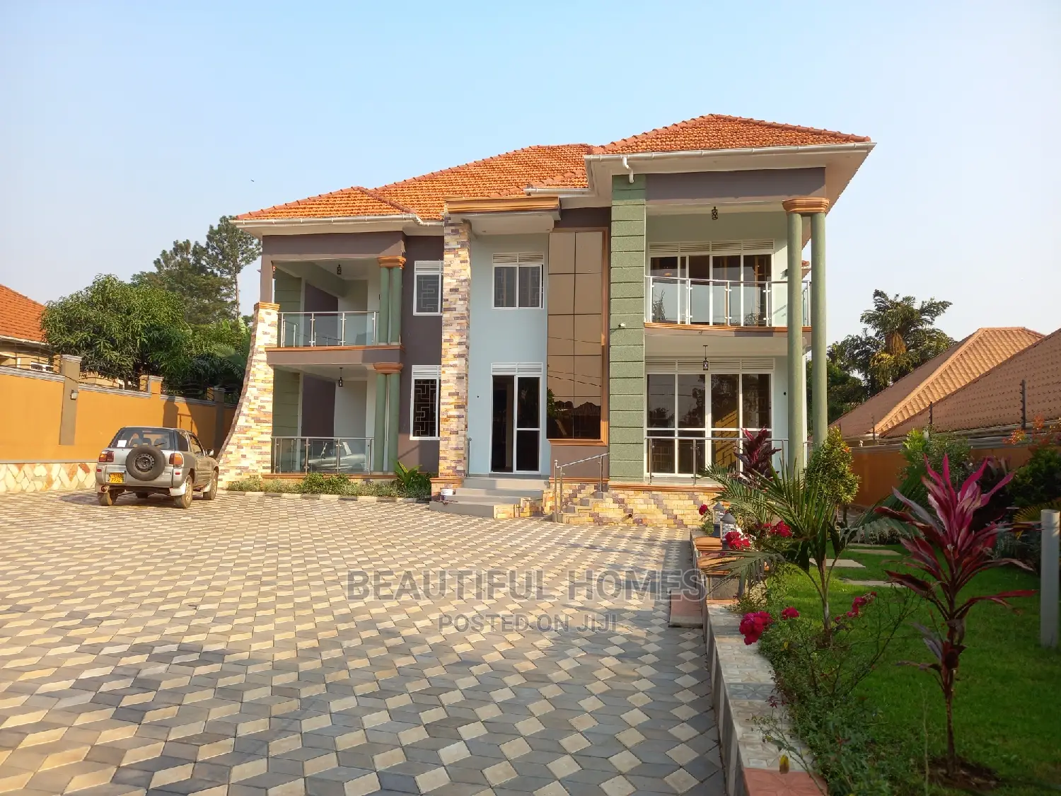 Furnished 6bdrm Mansion in Kira First Class for Sale in Kira