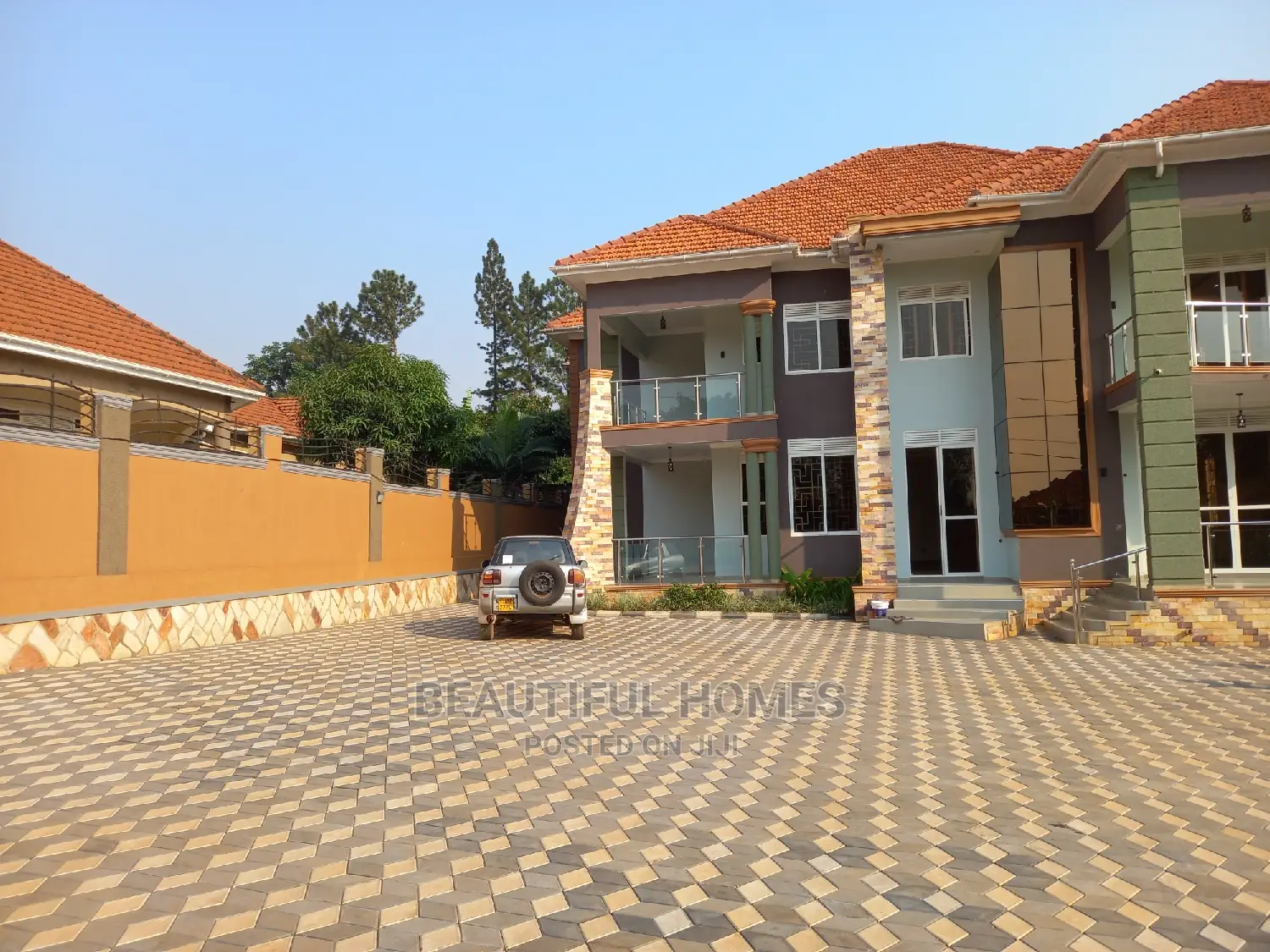 Furnished 6bdrm Mansion in Kira for Sale in Kira