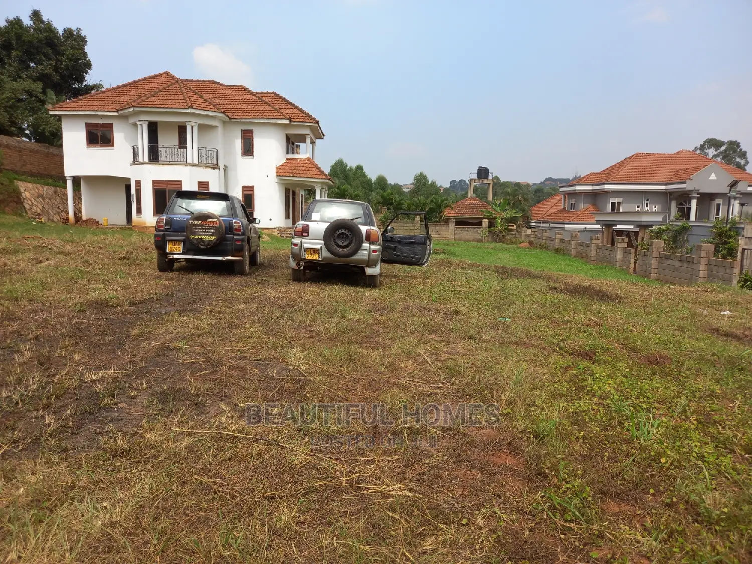 Furnished 5bdrm Duplex in Kira for Sale in Kira