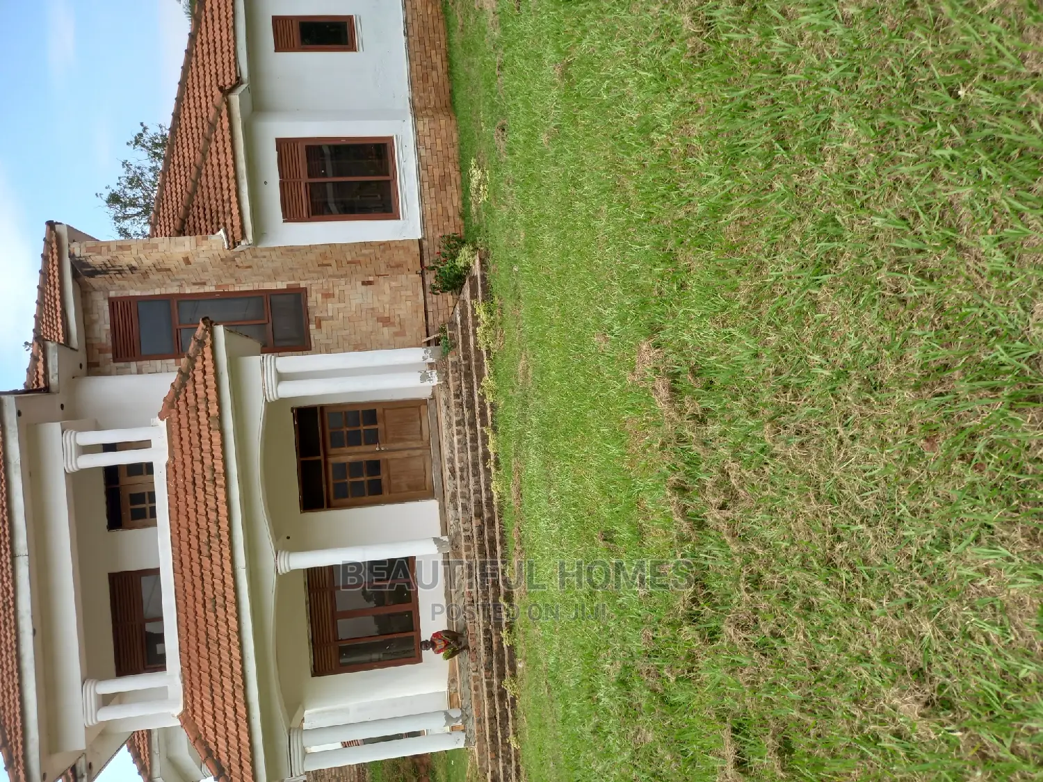 Furnished 5bdrm Mansion in Kira for Sale in Kira