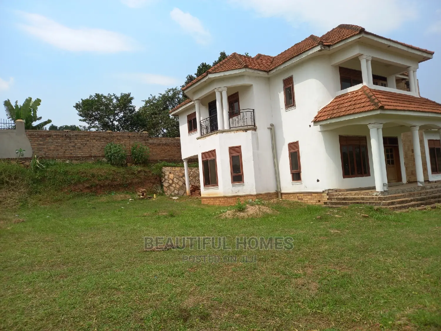 Furnished 5bdrm Mansion in Kira for Sale in Kira