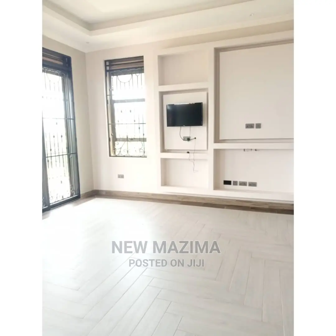 4bdrm House in Akhright Ntebe Rd, Central Division for sale in Central Division