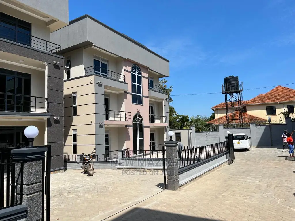 6bdrm Block of Flats in Muyenga Heights, Central Division for Sale in Central Division