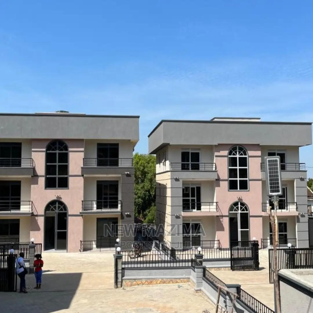 6bdrm Block of Flats in Muyenga Heights, Central Division for Sale in Central Division