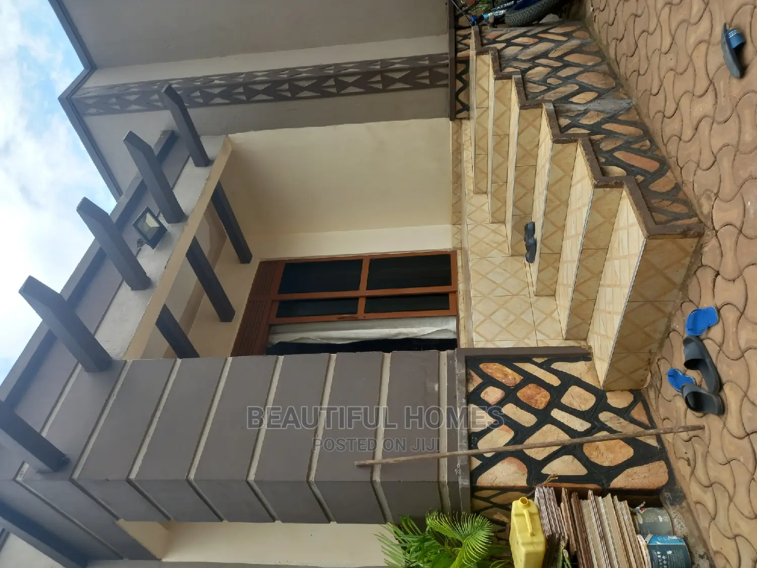 Furnished 3bdrm Villa in Kira for Sale in Kira