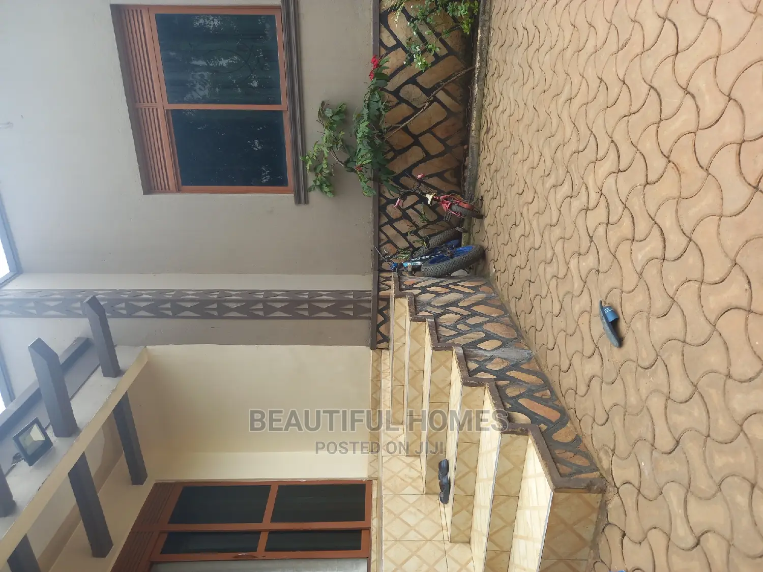 Furnished 3bdrm Villa in Kira for Sale in Kira
