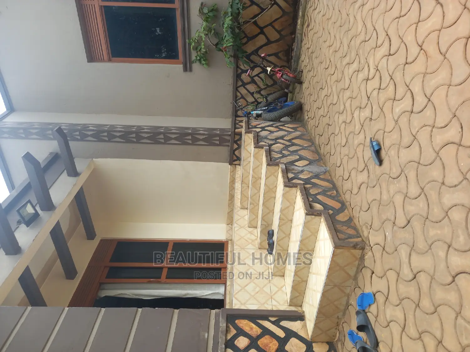 Furnished 3bdrm Villa in Kira for Sale in Kira