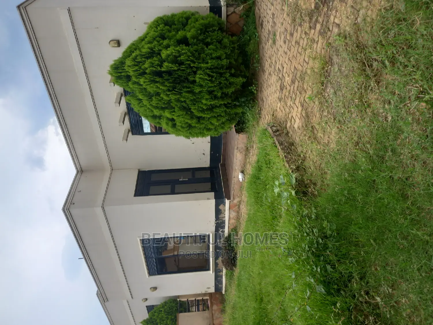 Furnished 3bdrm House in Kira for Sale in Kira