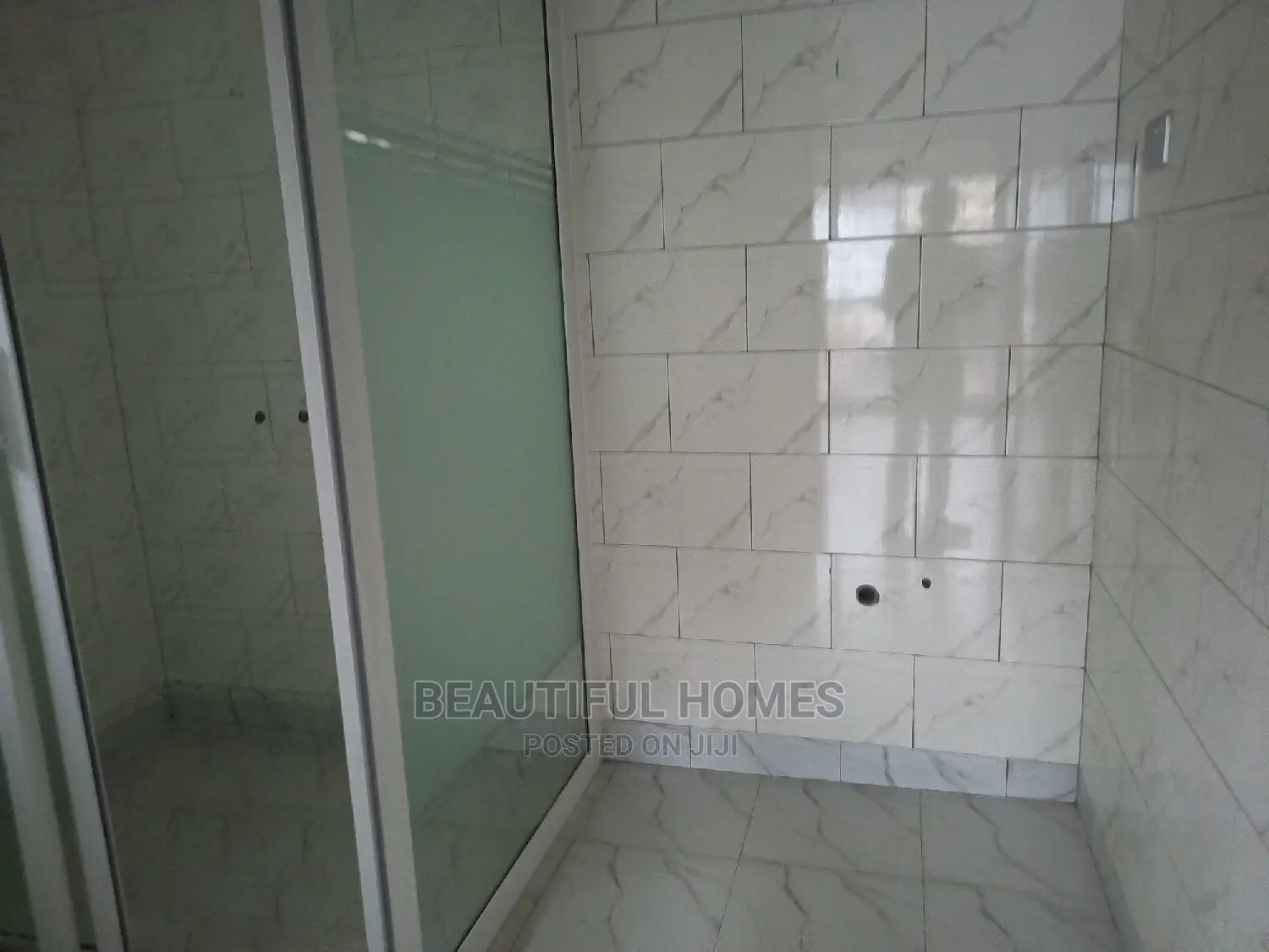Furnished 4bdrm Bungalow in Kira for Sale in Kira