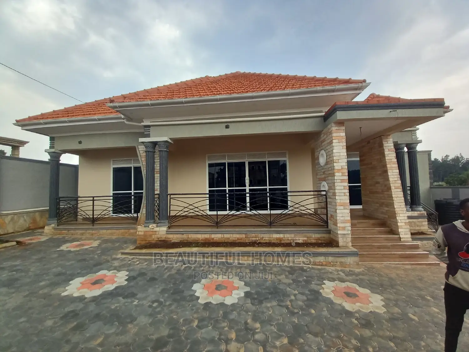Furnished 4bdrm House in Kira for Sale in Kira