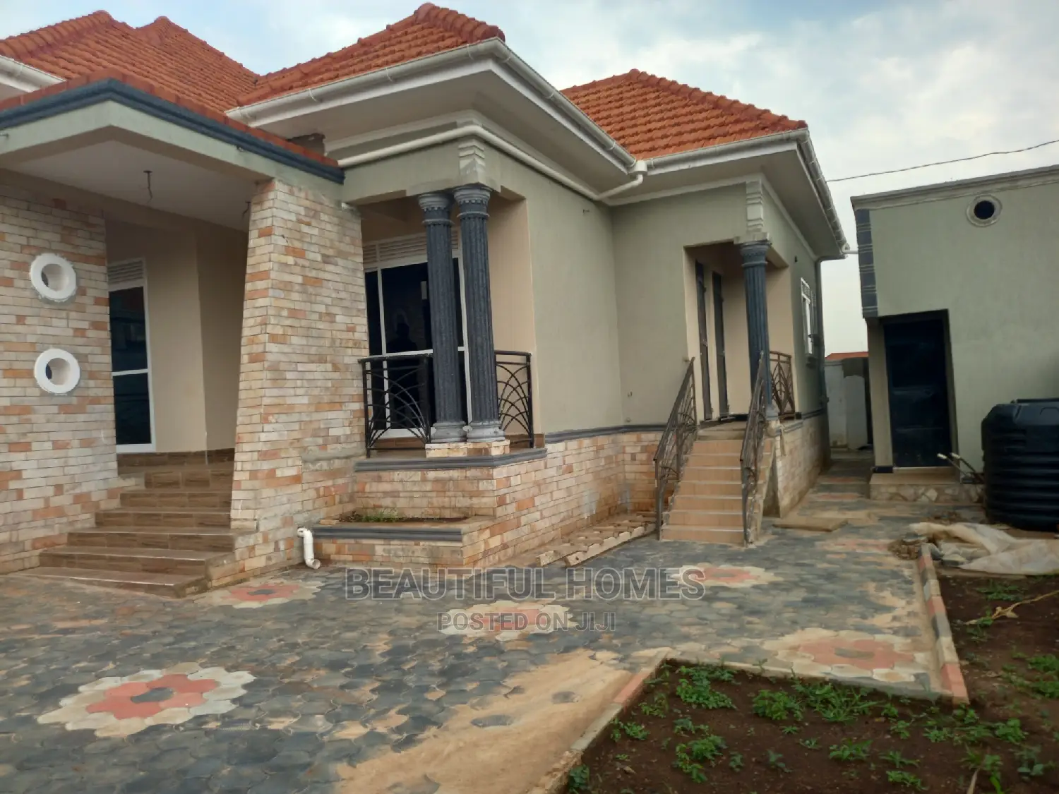 Furnished 4bdrm Bungalow in Kira for Sale in Kira