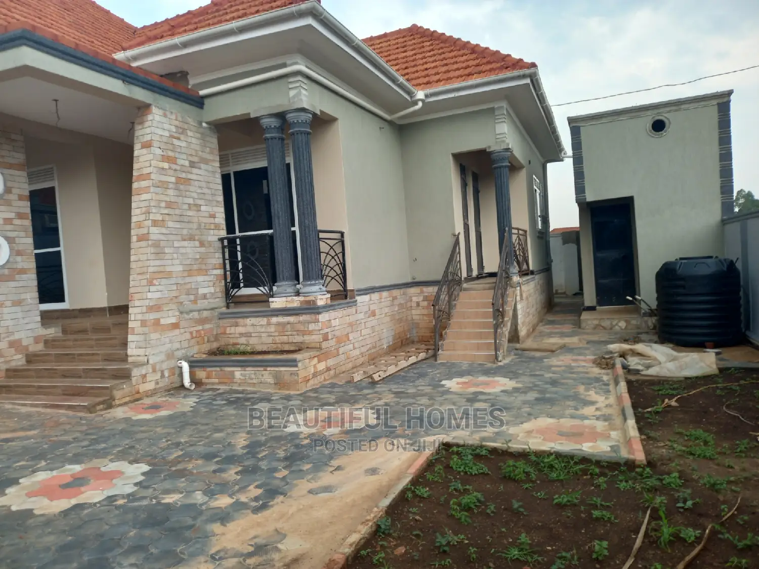 Furnished 4bdrm Bungalow in Kira for Sale in Kira