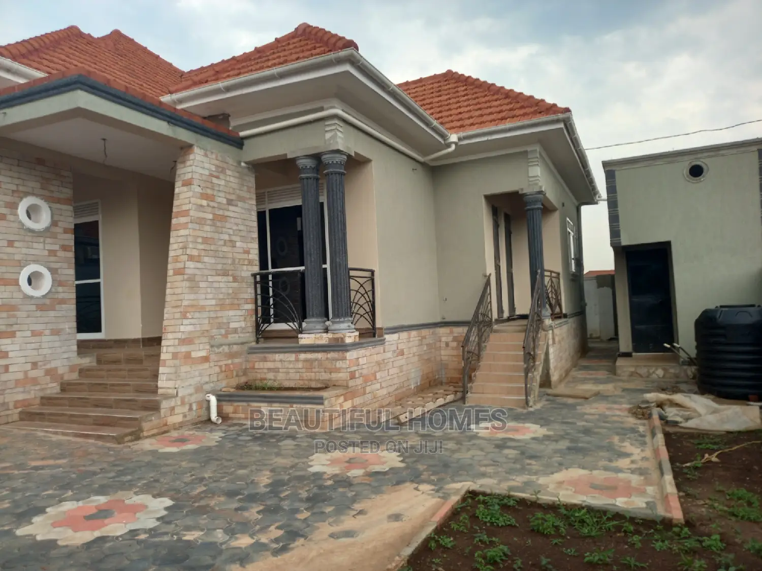 Furnished 4bdrm Bungalow in Kira for Sale in Kira