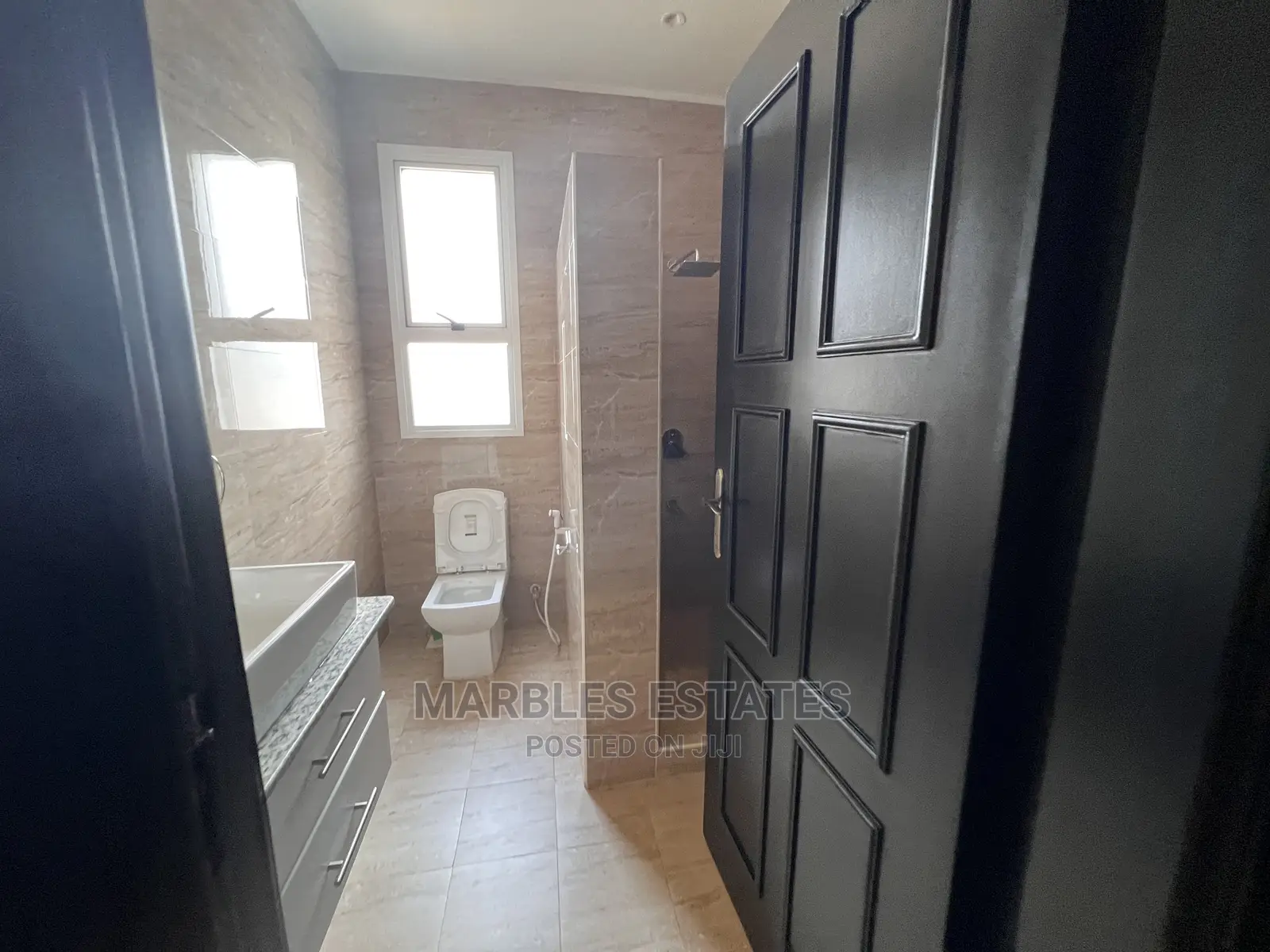 Furnished 4bdrm Apartment in Kololo, Central Division for Rent in Central Division
