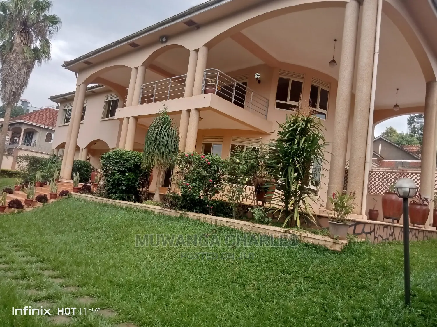5bdrm Duplex in Fs Properties Ltd, Central Division for Rent in Central Division