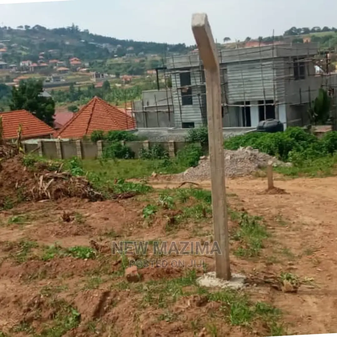 Verybeautiful Hot Plot Sale After Munyonyo in Traffic Lights in Central Division