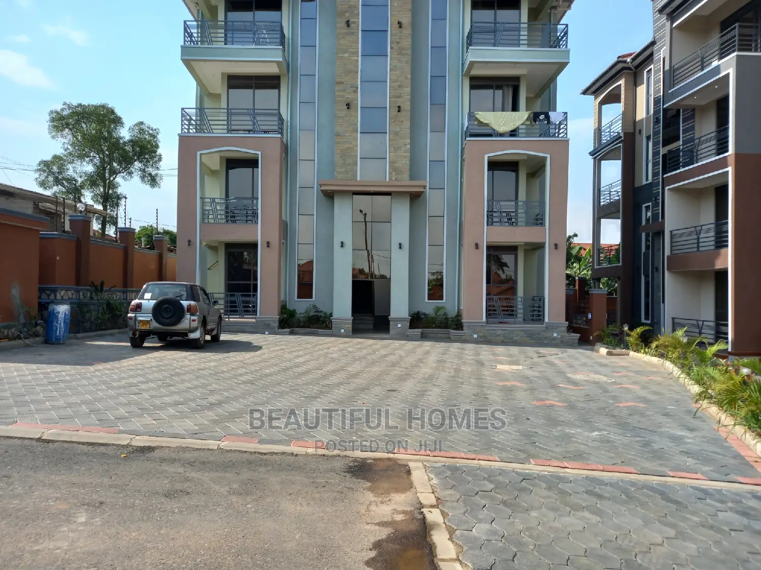 Furnished 2bdrm Block of Flats in Kyanja Rich Area, Central Division in Central Division