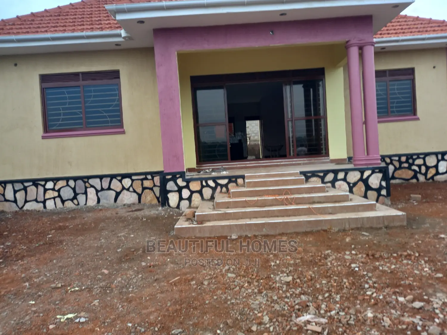 Furnished 4bdrm House in Kira for Sale in Kira