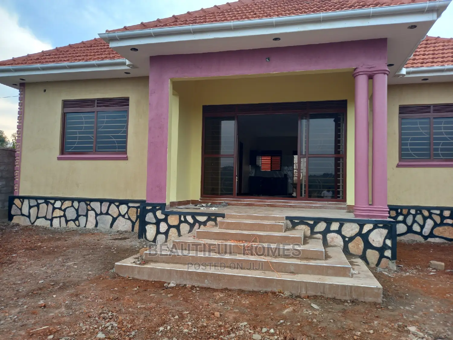 Furnished 4bdrm House in Kira for Sale in Kira