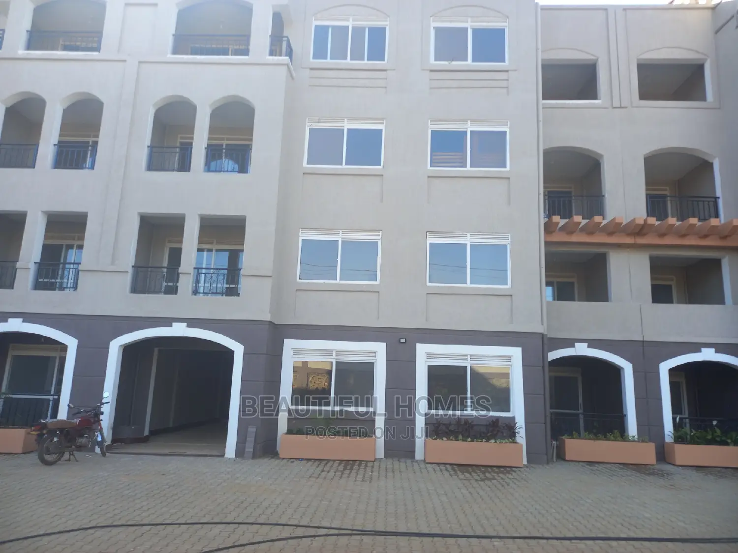 Furnished 3bdrm Apartment in Naalya, Central Division for Sale in Central Division