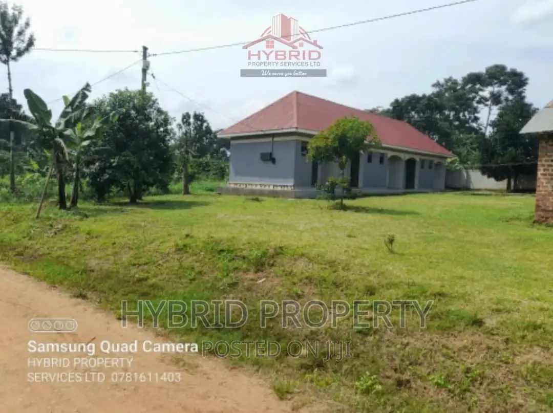 Prime Plots for Sale at Namayumba~Kyampisi Estate~Hoima Road in Namayumba