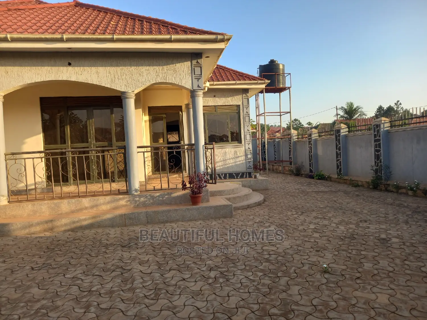 Furnished 4bdrm House in Kira for Sale in Kira