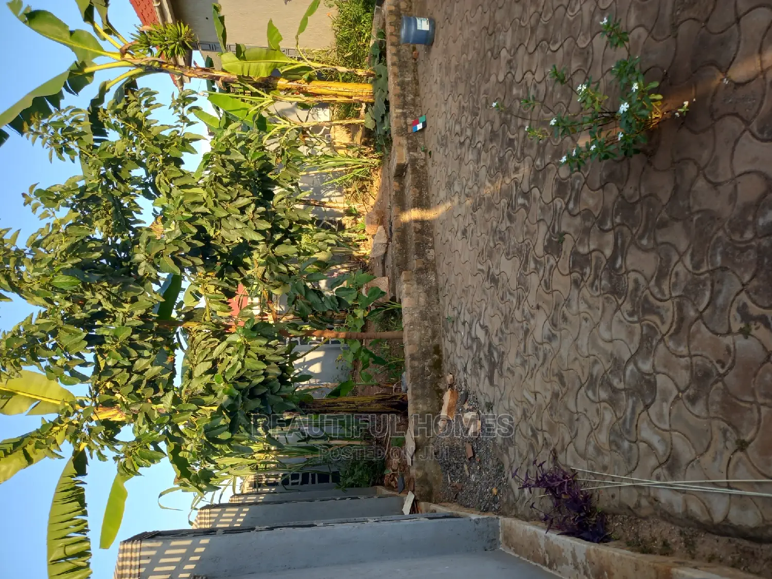 Furnished 4bdrm Bungalow in Kira for Sale in Kira