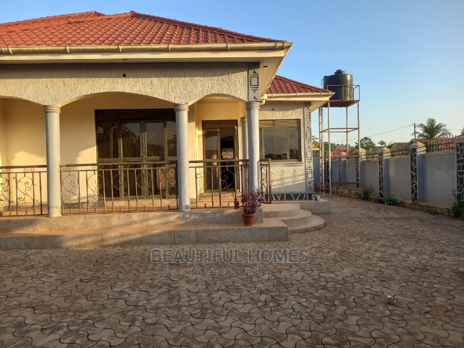 Furnished 4bdrm House in Kira for Sale in Kira