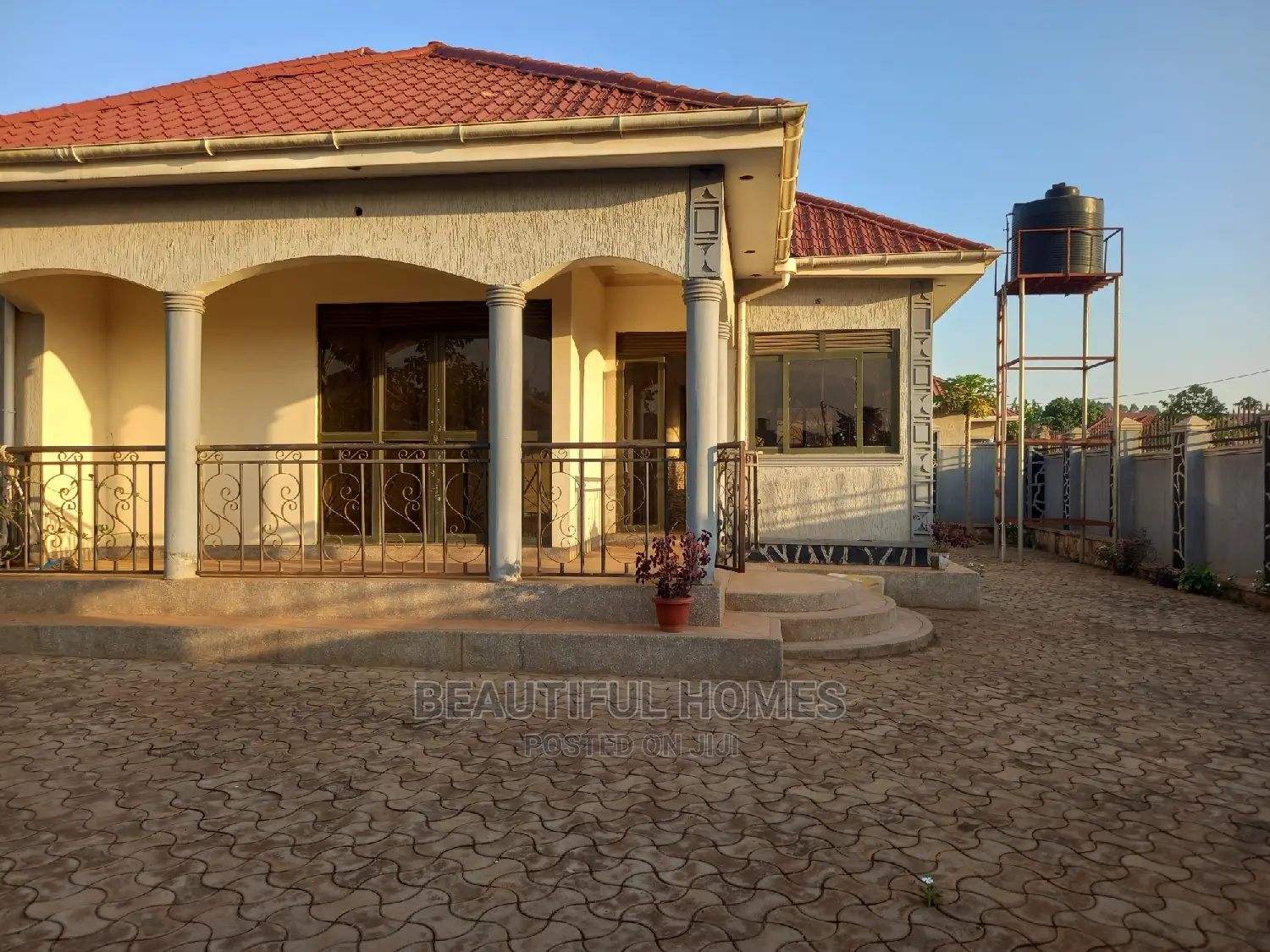 Furnished 4bdrm Bungalow in Kira for Sale in Kira
