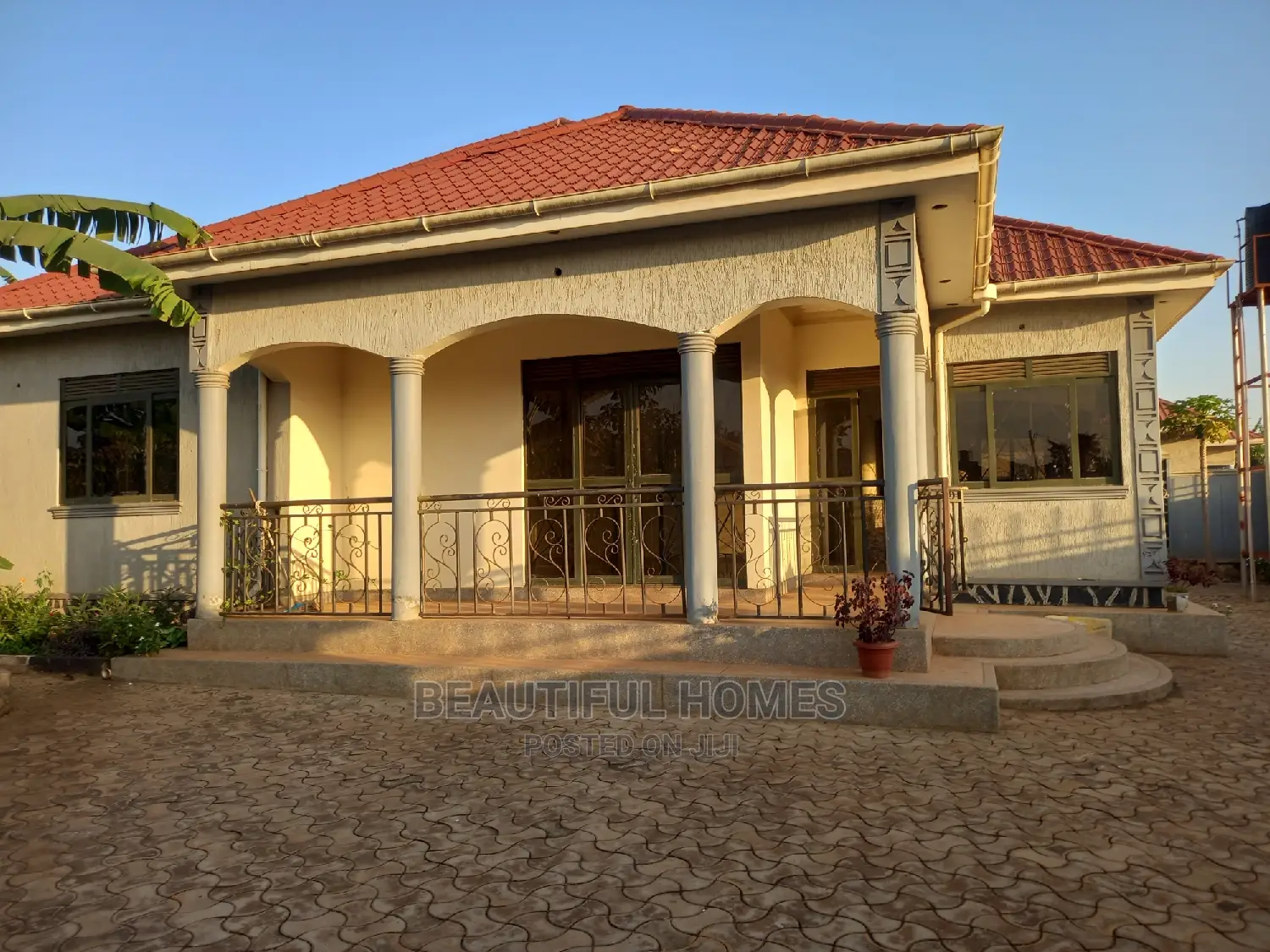Furnished 4bdrm Bungalow in Kira for Sale in Kira
