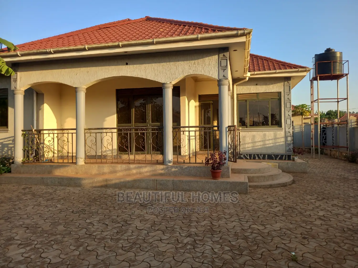 Furnished 4bdrm Bungalow in Kira for Sale in Kira