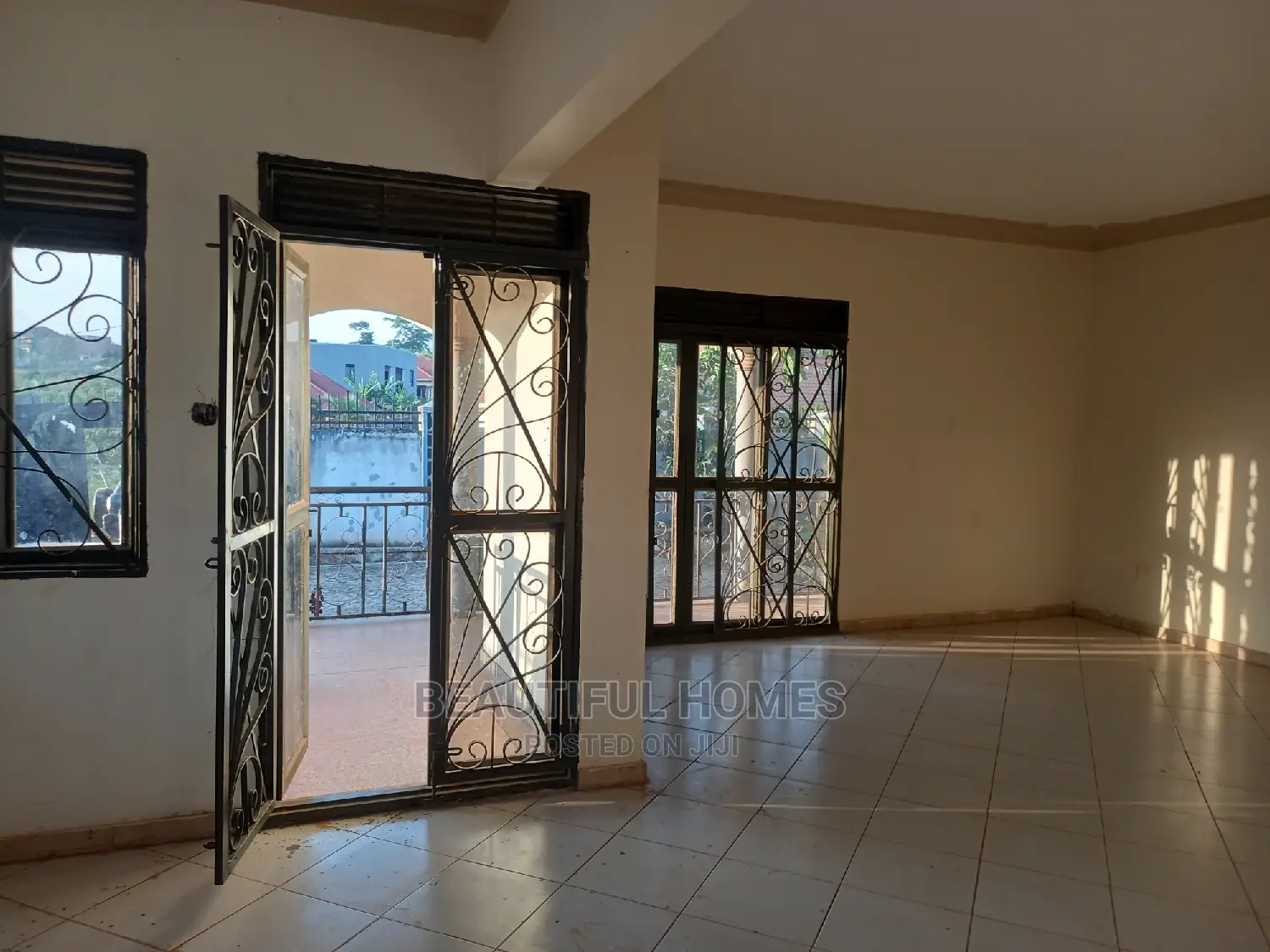 Furnished 4bdrm House in Kira for Sale in Kira