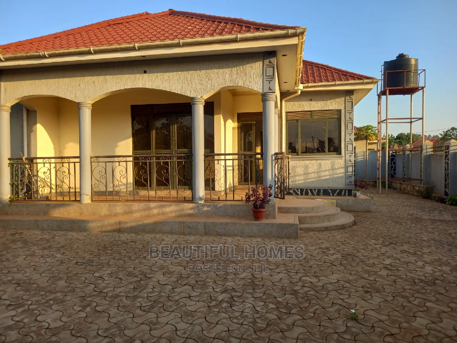 Furnished 4bdrm House in Kira for Sale in Kira