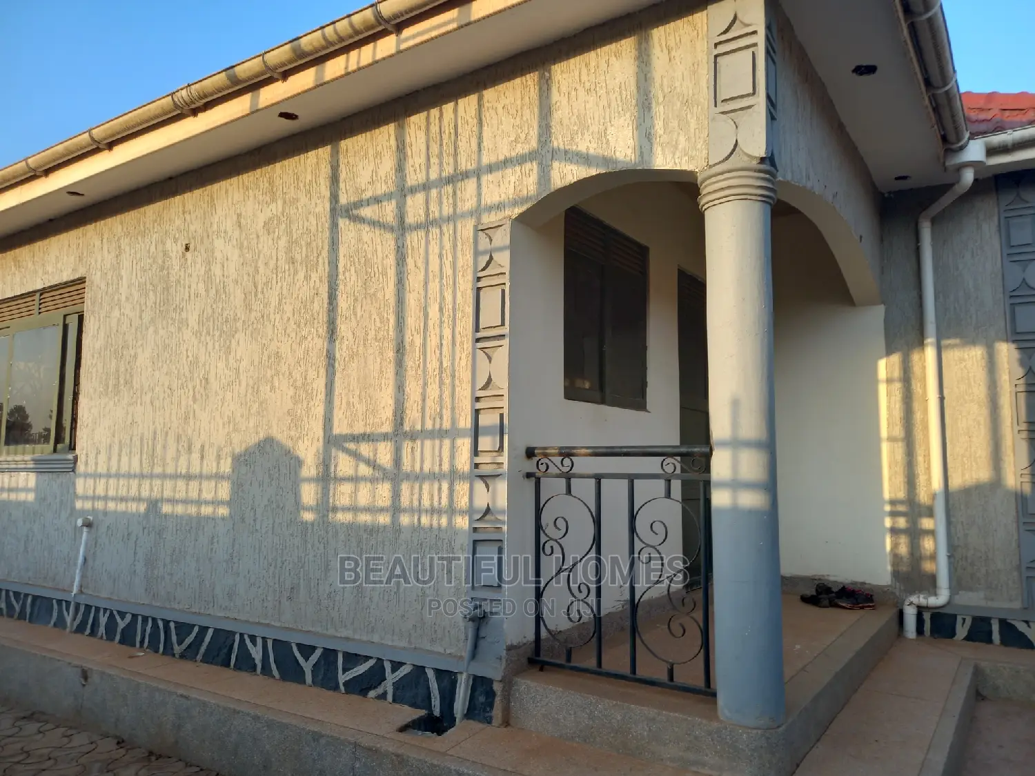 Furnished 4bdrm House in Kira for Sale in Kira