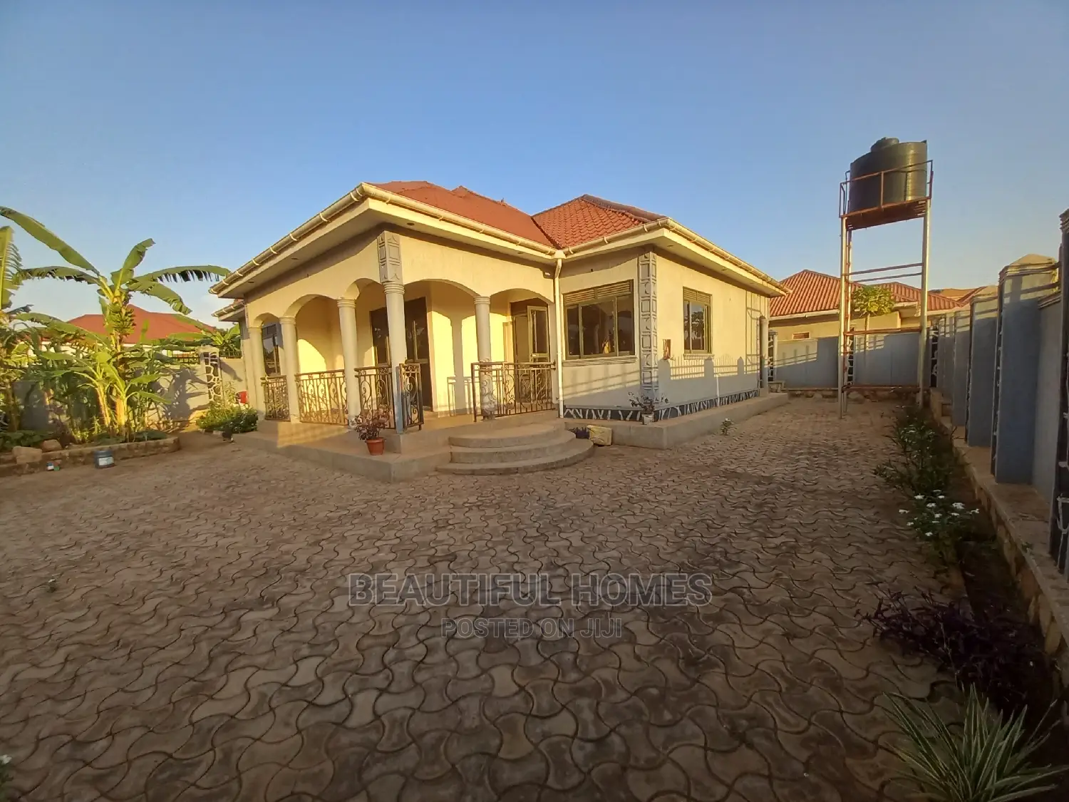 Furnished 4bdrm Bungalow in Kira for Sale in Kira