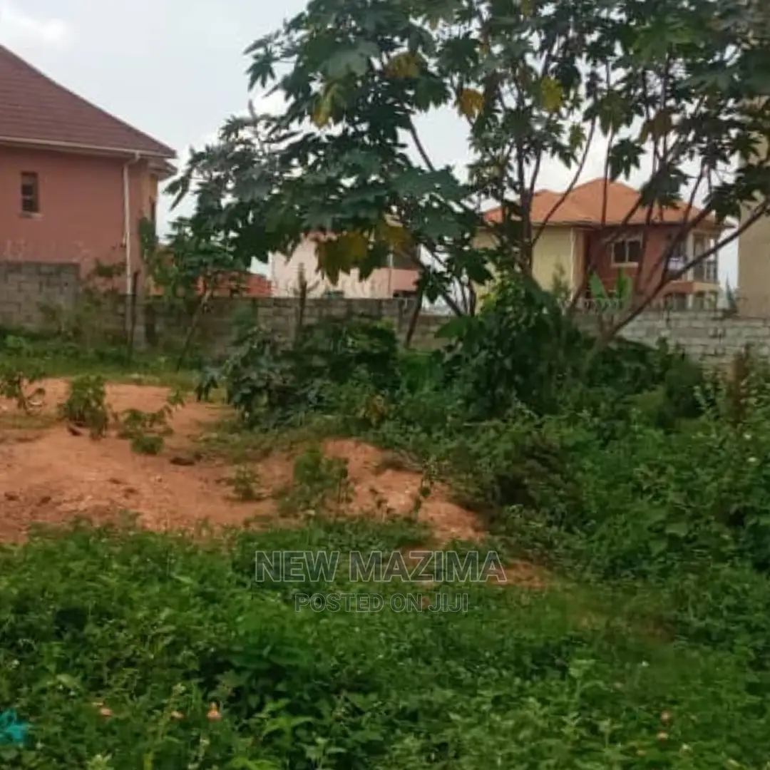 Buziga Prime Plot on Sale at Gd Price in Very Rich Neighbord in Central Division