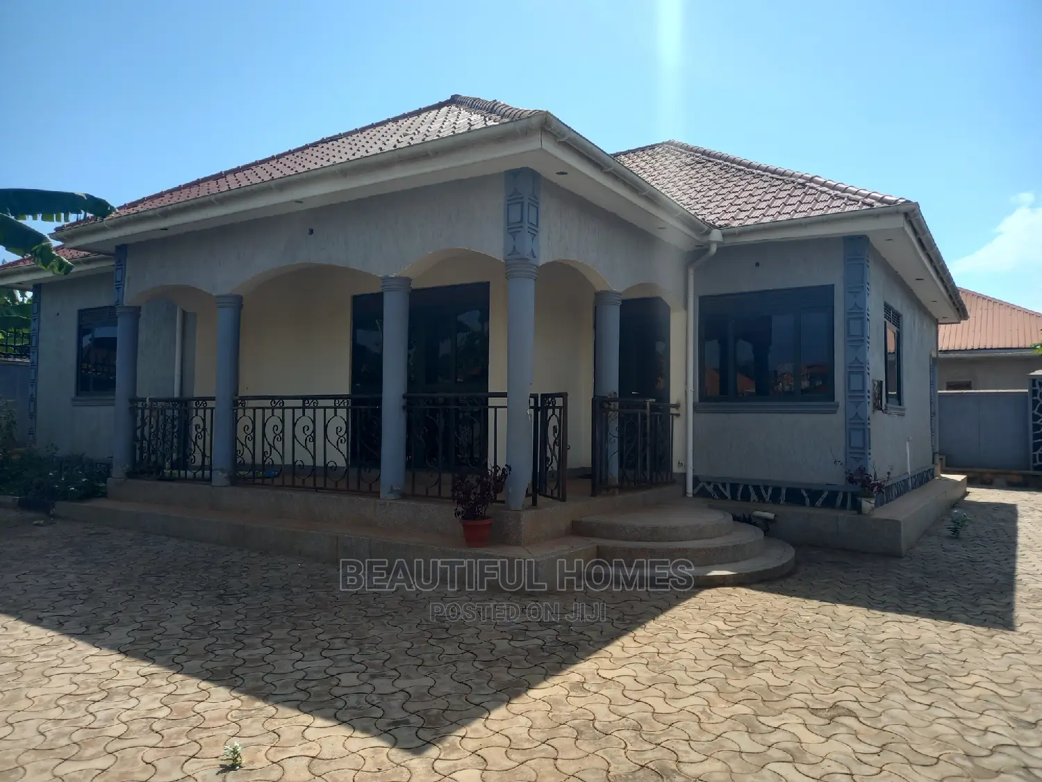 Furnished 4bdrm Bungalow in Kira for Sale in Kira